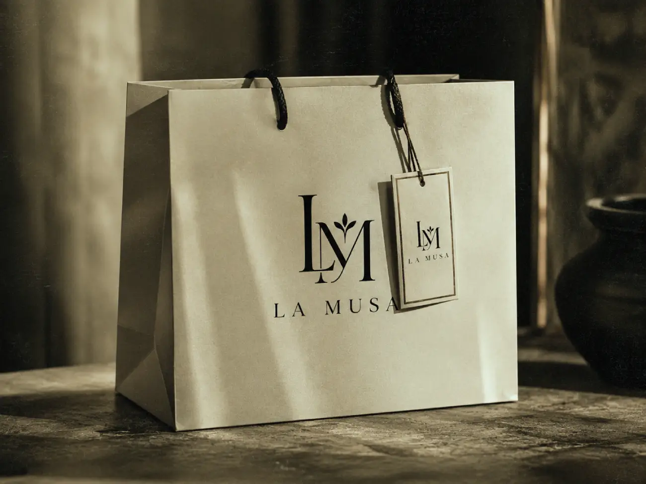 La Musa — bolsa y etiqueta colgante